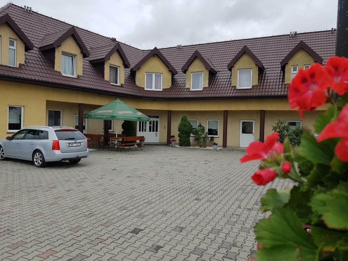 Hotelik Pod Baranami Siechnice Екстериор снимка